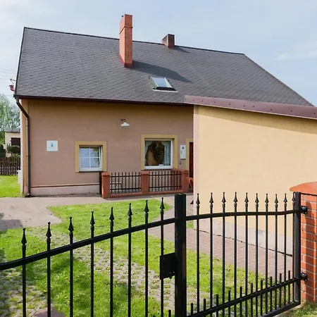 House Bursztyn - Nature, Relax & Terrace By Renters